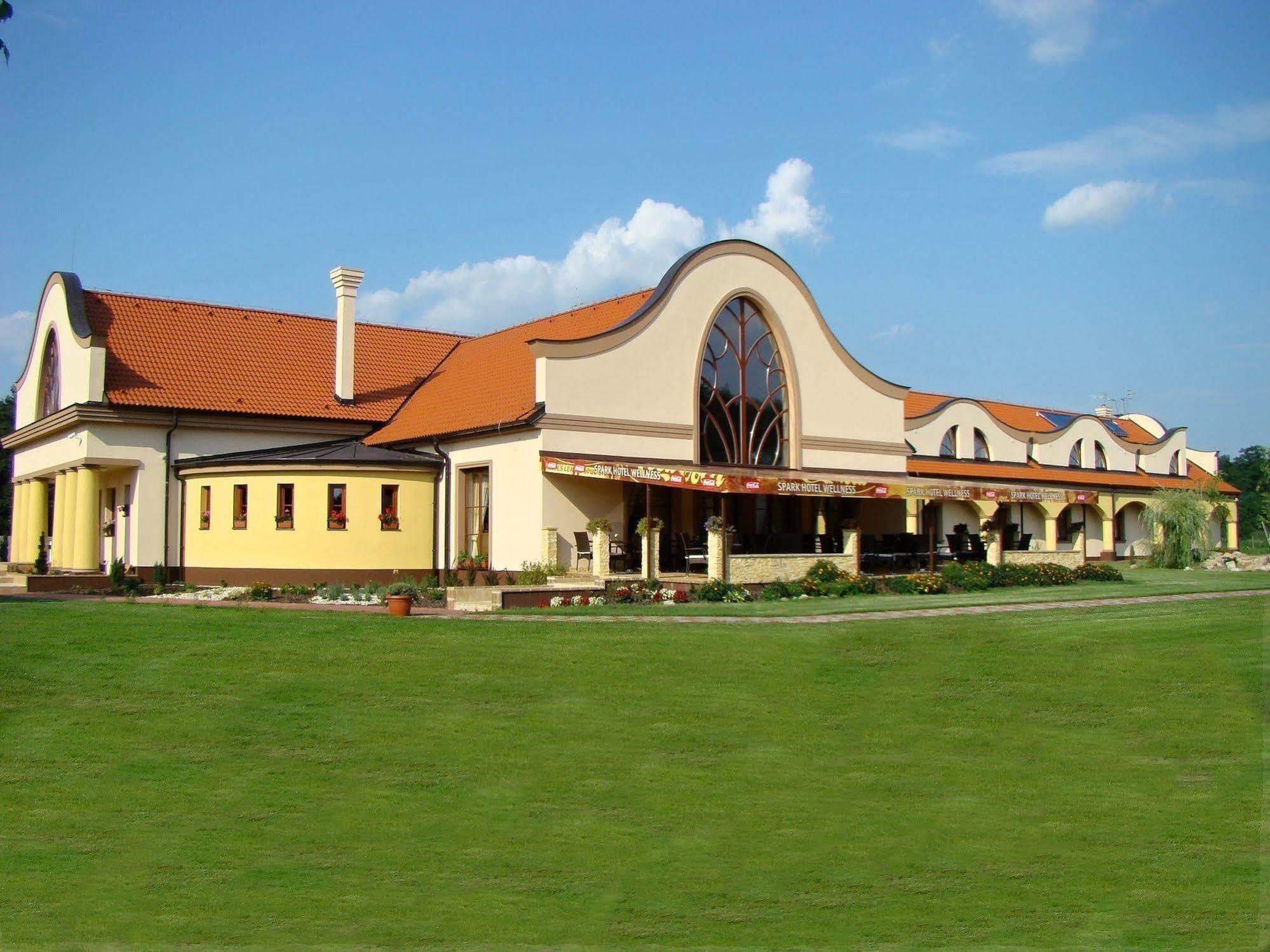 Wellness Hotel Spark Malacky Exterior photo